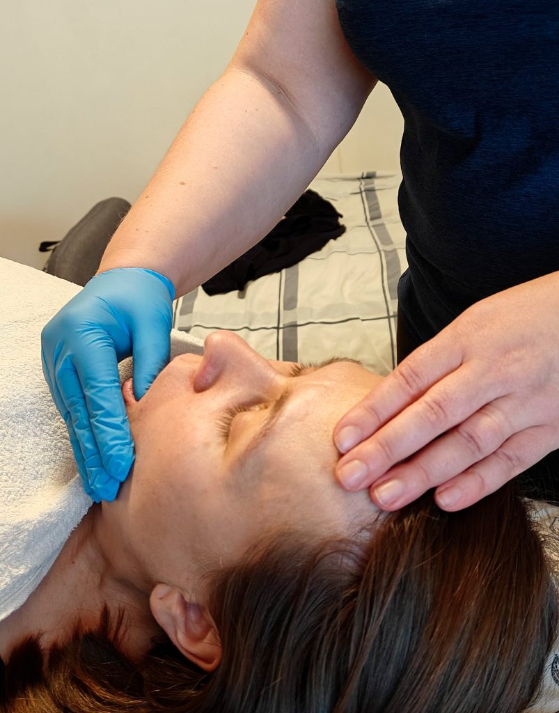 Mitä purentalihashieronnassa tapahtuu?